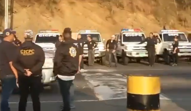 Fuerte presencia militar en el peaje de Puerto Cabello #4Mar (video)