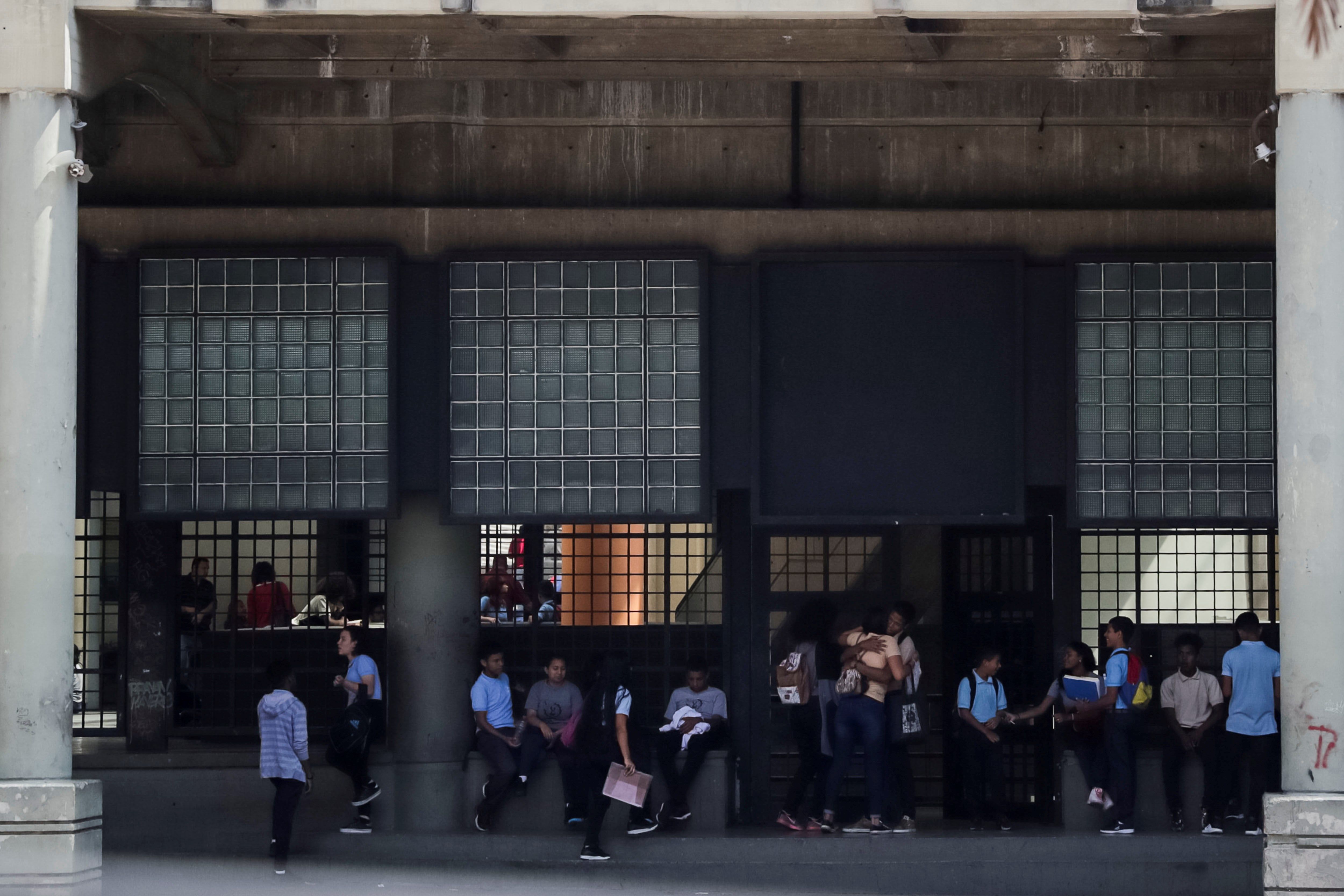 Víctimas de “bullying” en Venezuela, a la espera de una ley que podría ser insuficiente