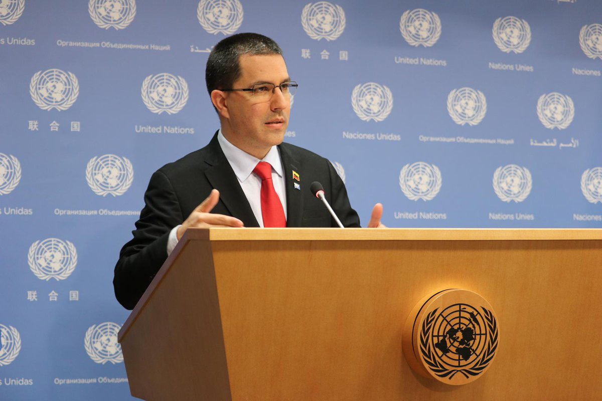 La pataleta de Arreaza para justificar por qué no le pagan a sus empleados en Canadá y Europa