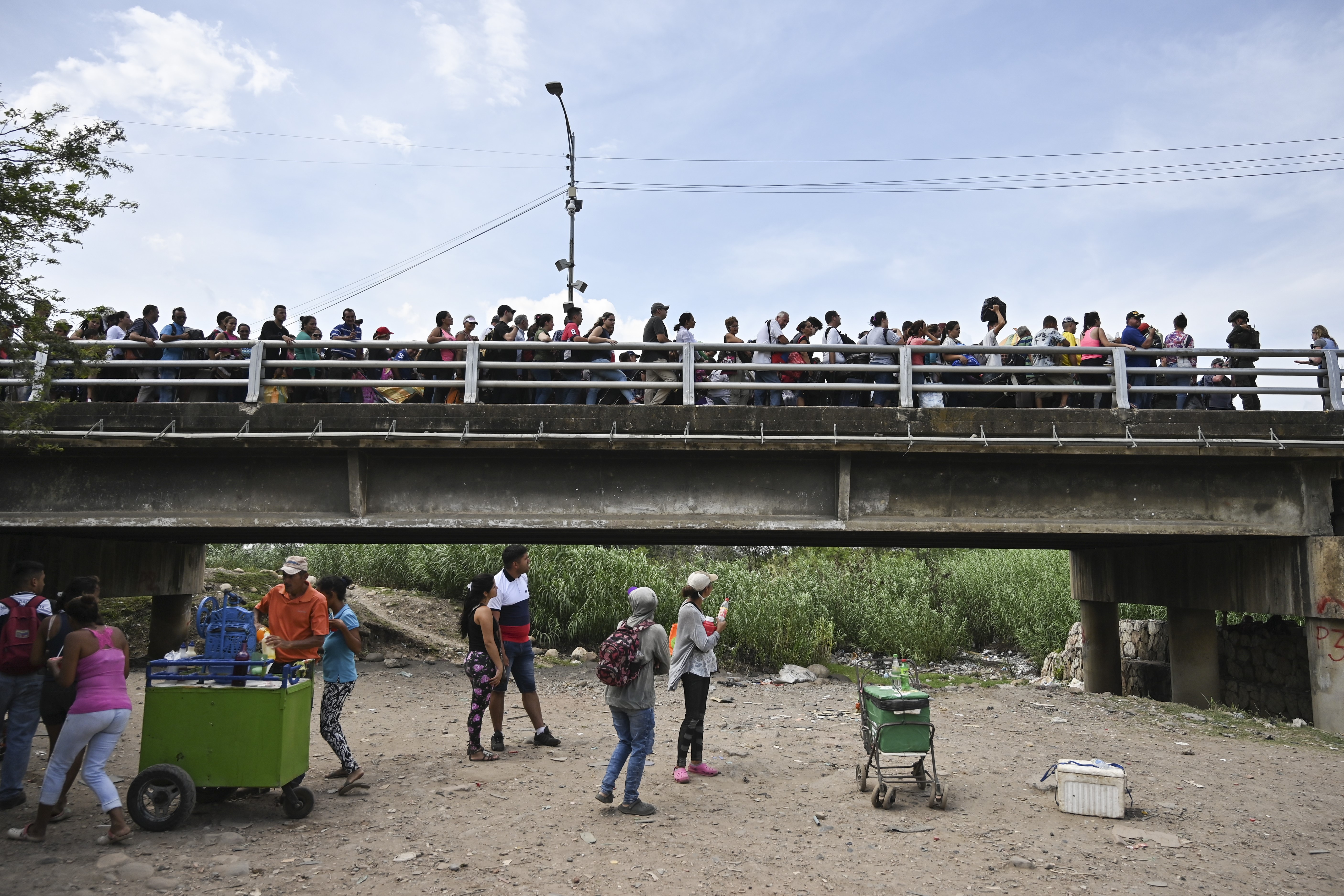 Puente Simón Bolívar, el muro del sueño venezolano