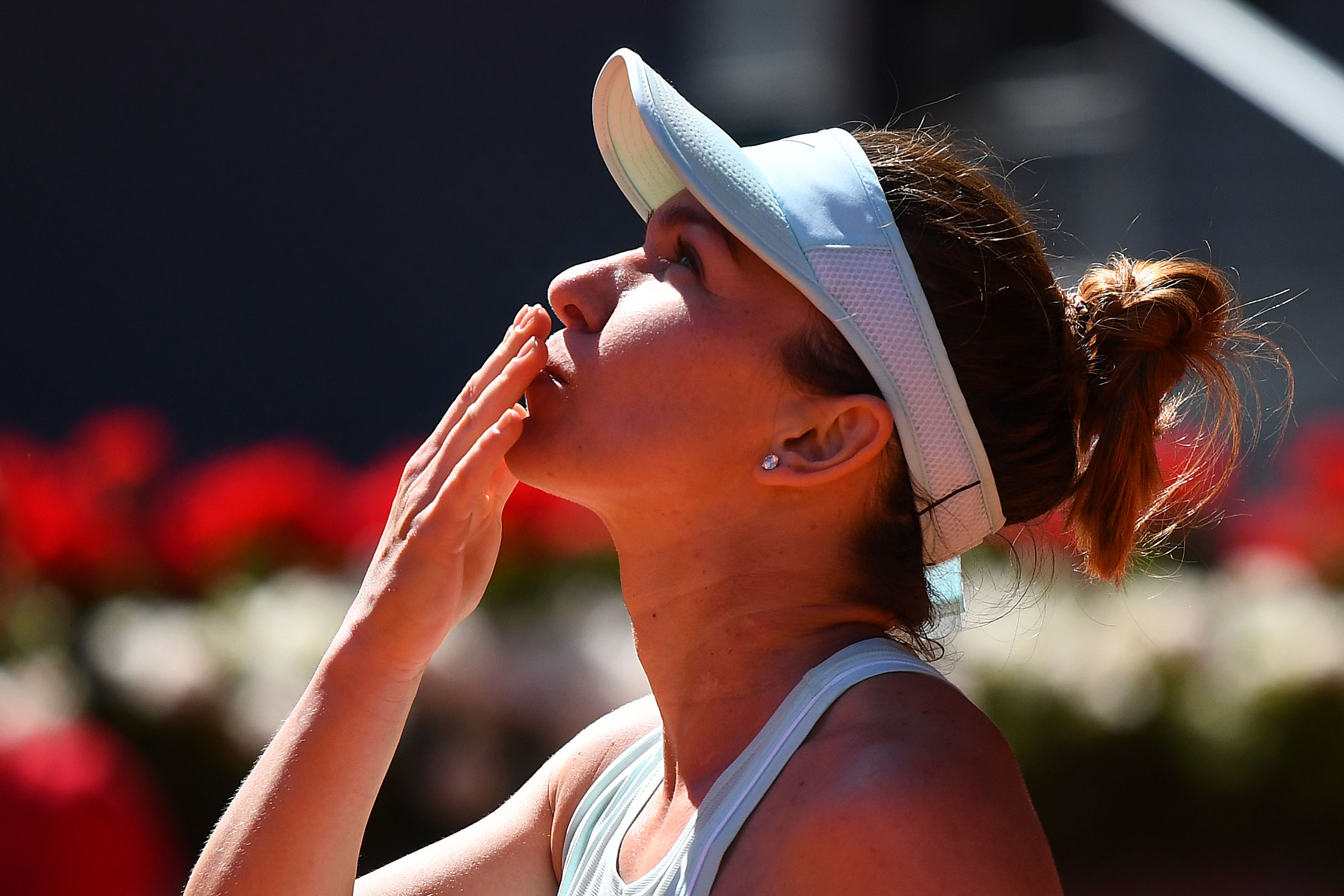 Halep y Bertens jugarán la final femenina del torneo de Madrid