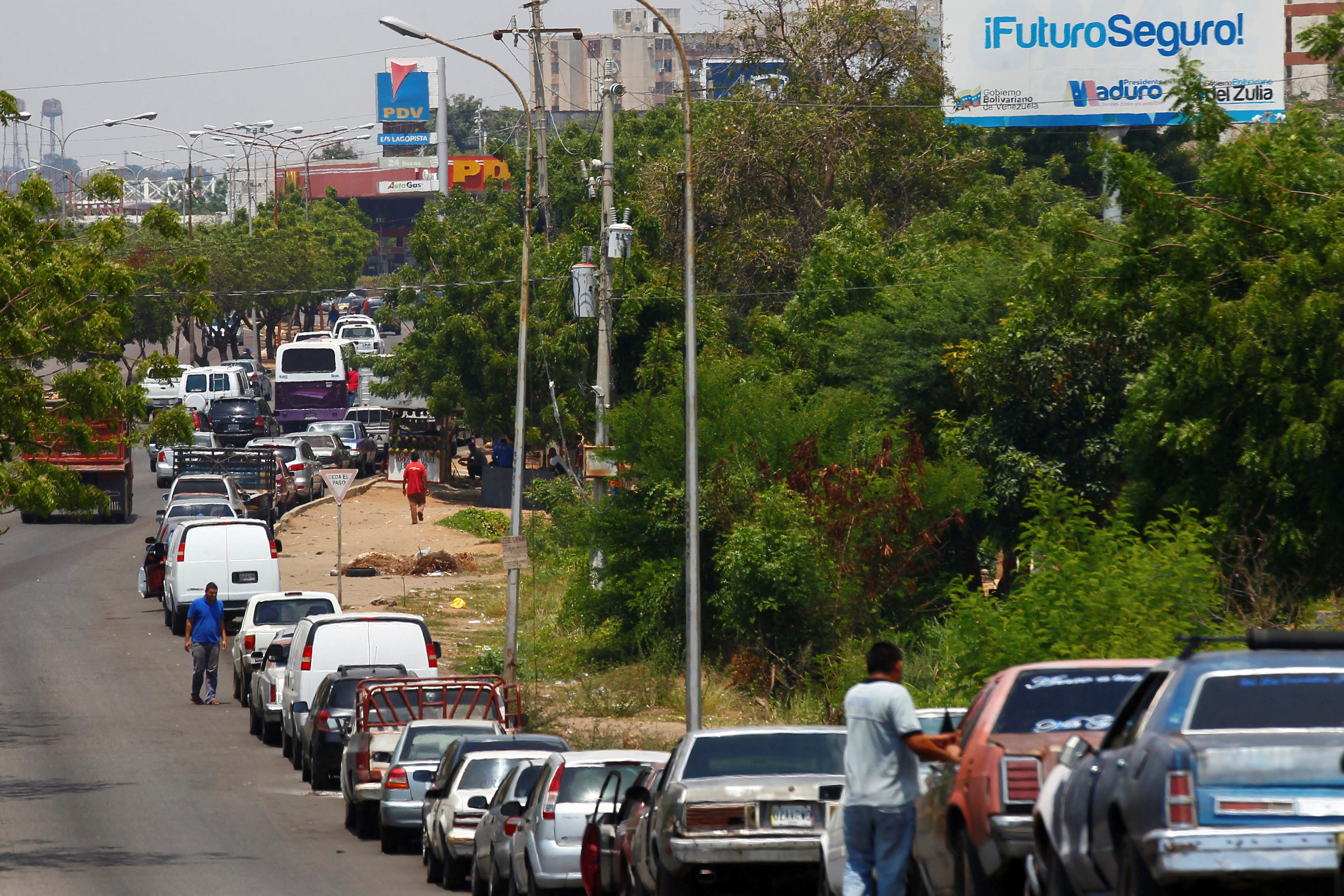 El Chiste del Día: Pdvsa asegura que garantizará suministro de gasolina