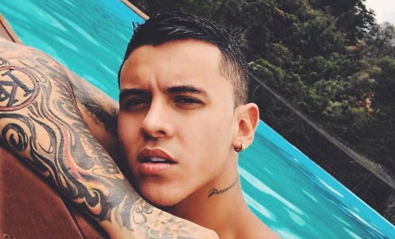 Todos los escándalos de Kevin Roldán, el cantante colombiano que se grabó teniendo sexo con una niña