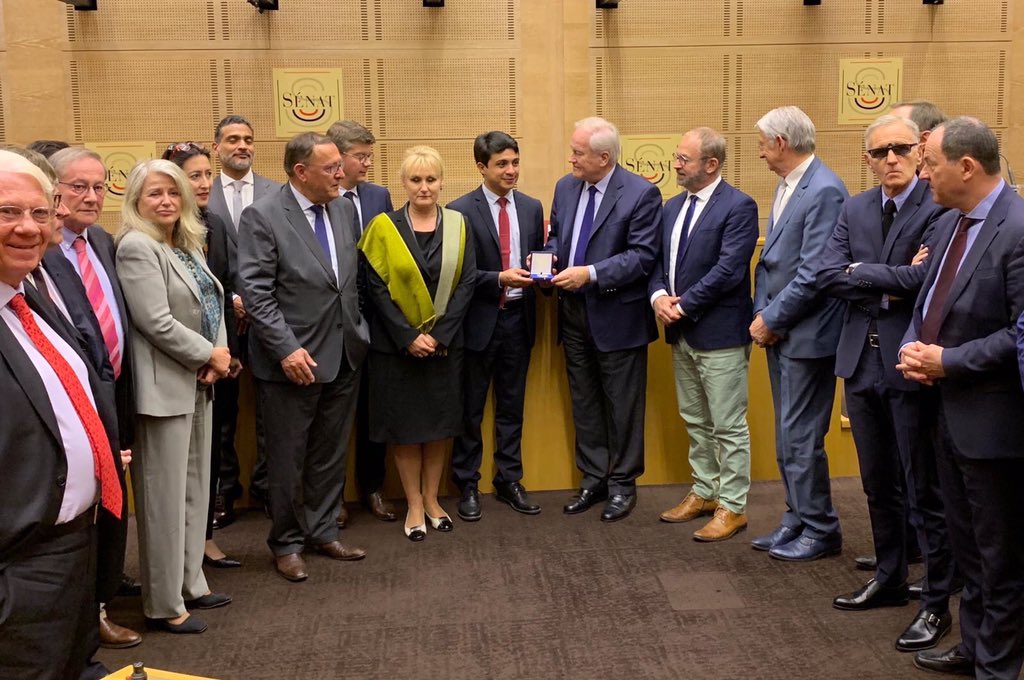 Senado de Francia honra a Lorent Saleh por defensa de la democracia (fotos)