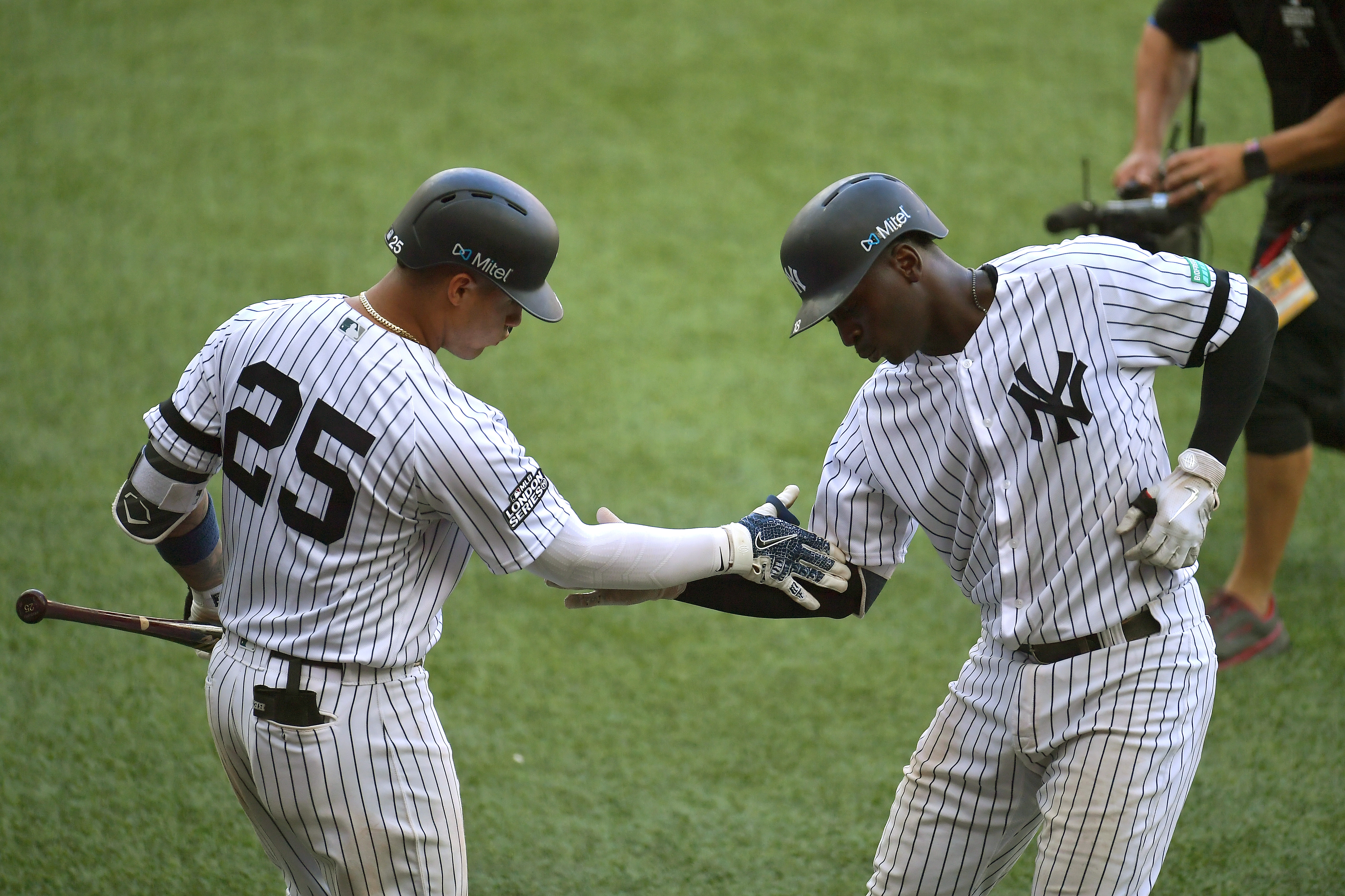 Yankees cierran con dos victorias sobre Medias Rojas la gira de Grandes Ligas en Londres