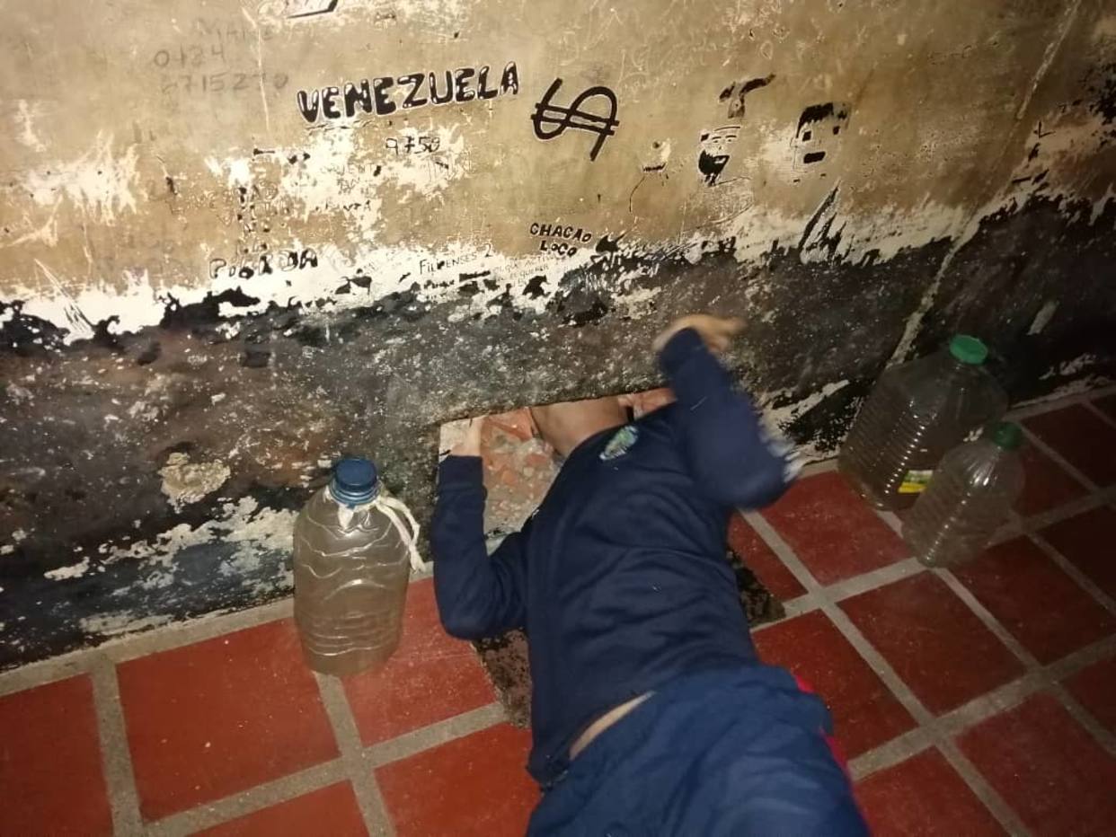 Se fugaron seis presos de los calabozos de Polichacao (FOTOS)