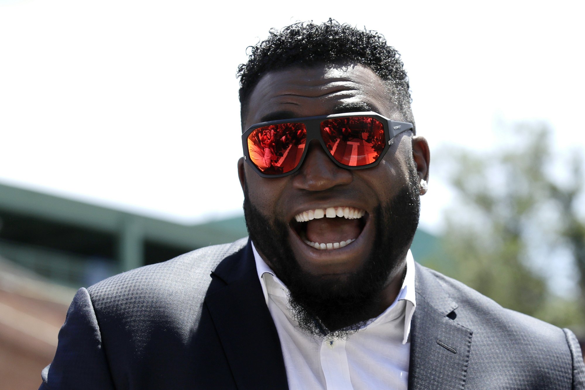 ¡Tirándole! David Ortiz protagoniza fallo de swing durante la revelación de sexo de su bebé (VIDEO)