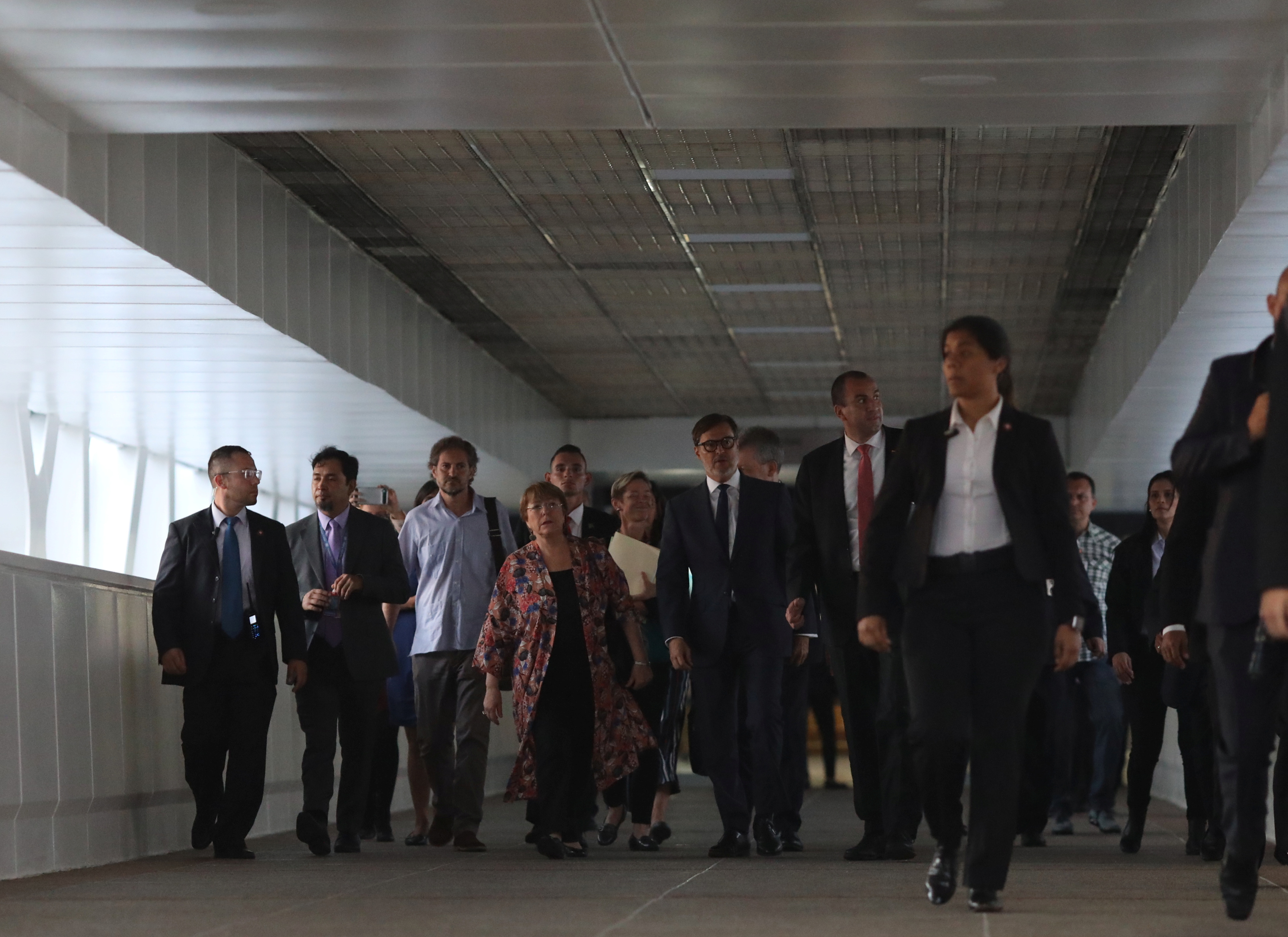 LAS FOTOS: Así llegó Michelle Bachelet al Aeropuerto Internacional Simón Bolívar