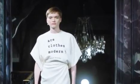 Dior y su peculiar manera de cerrar su desfile de Alta costura (FOTO+VIDEO)