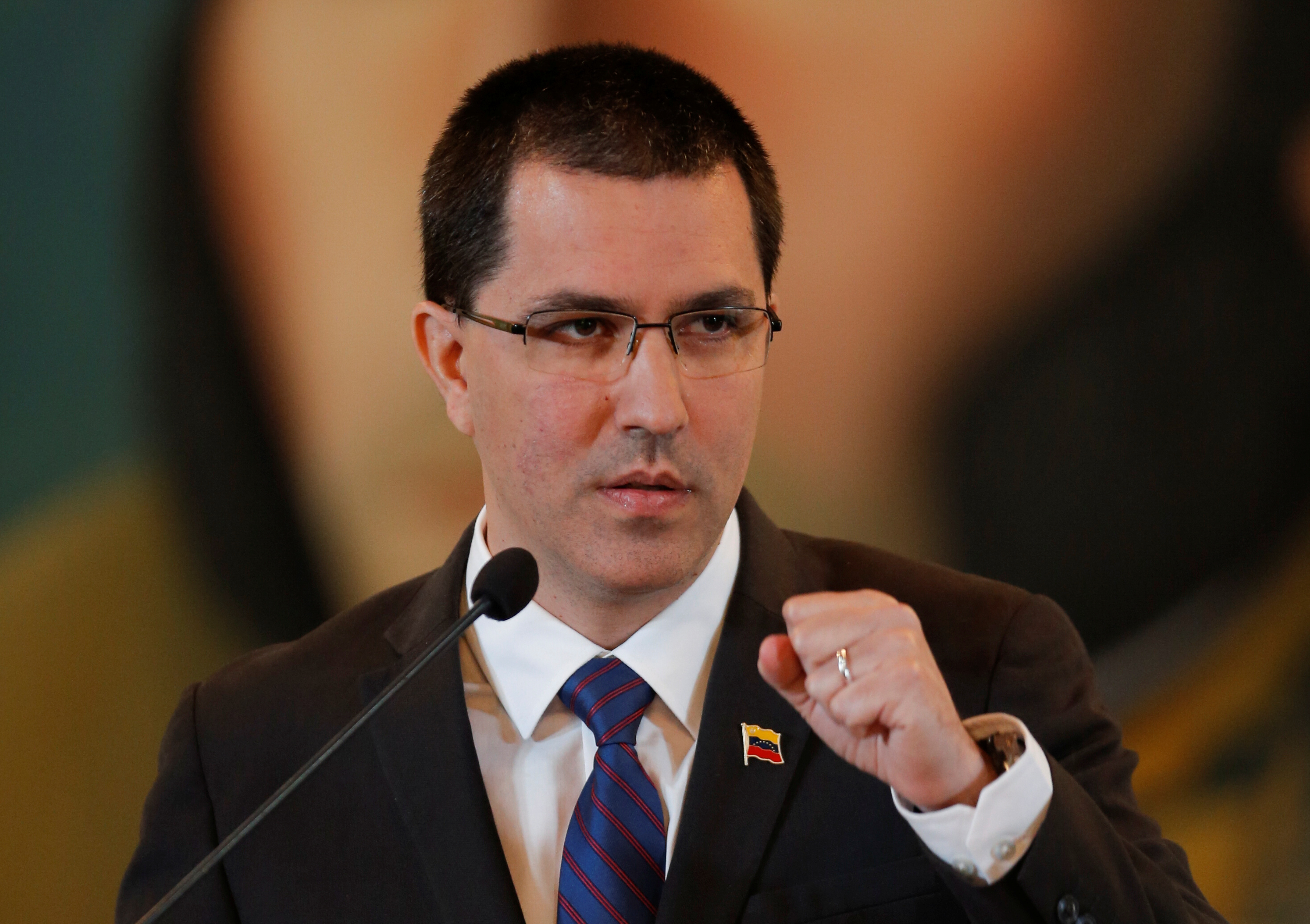 ¡Le dolió! Arreaza armó su papeleta por la decisión de la OEA de consultar activación del Tiar