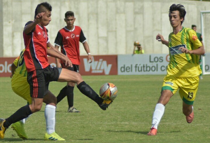 ¿Será este el MEJOR GOL del año? (VIDEO)