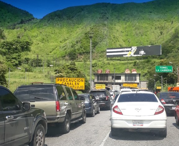 Fuerte retraso en el tunel de La Cabrera por mantenimiento #31Ago