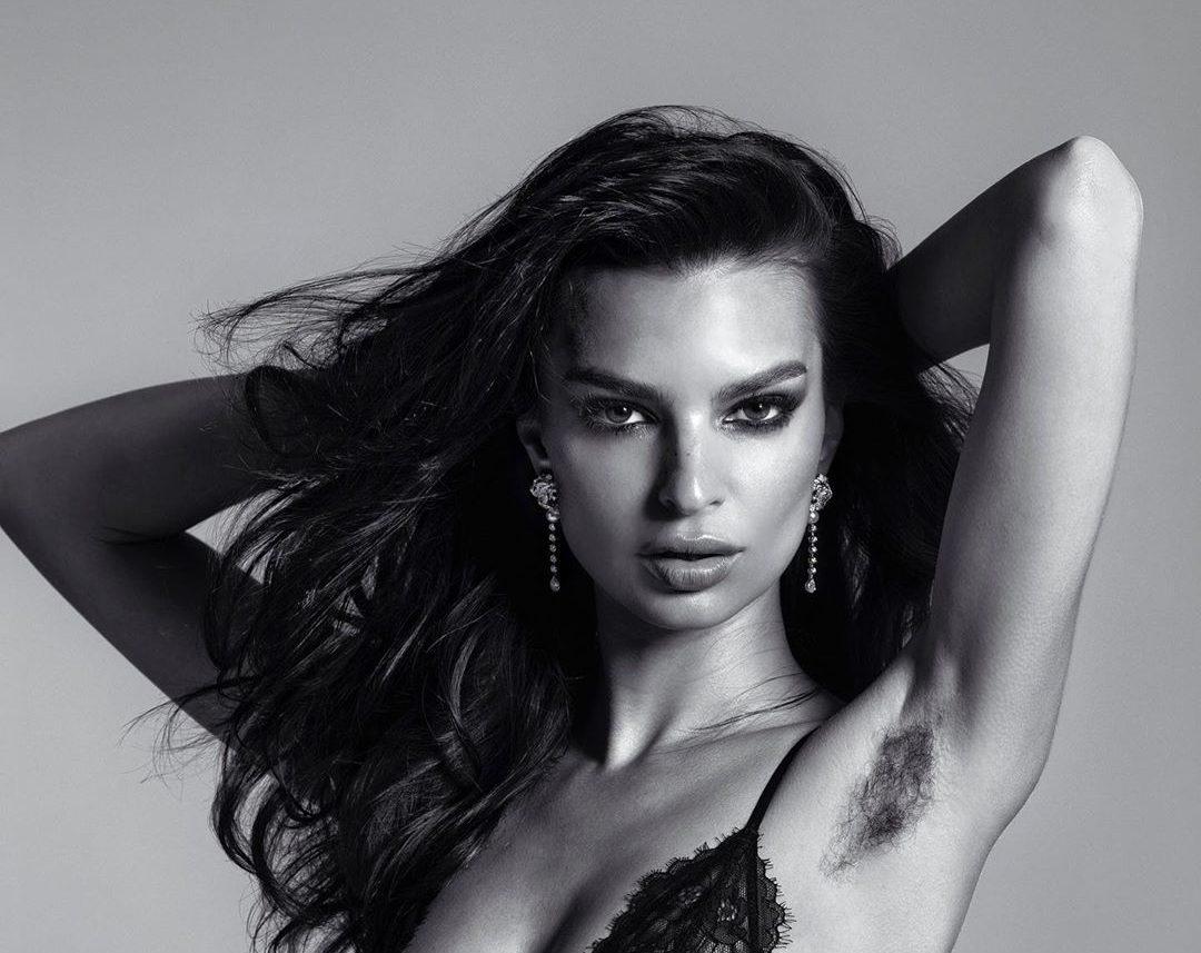 Harper’s Bazaar: Emily Ratajkowski sorprendió a sus fanáticos con una “foto pelúa”