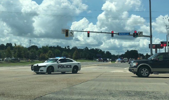 Detenida una persona por disparos en Walmart Baton Rouge #6Ago