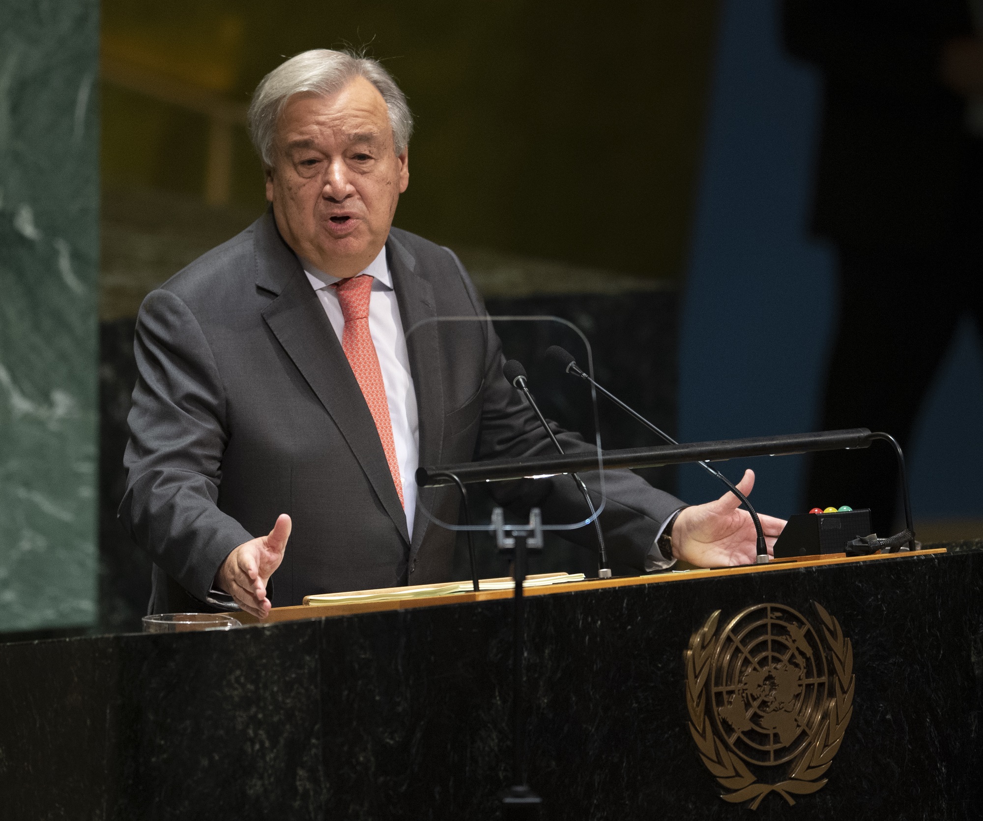 Guterres advierte que el mundo no puede permitirse una guerra en el Golfo