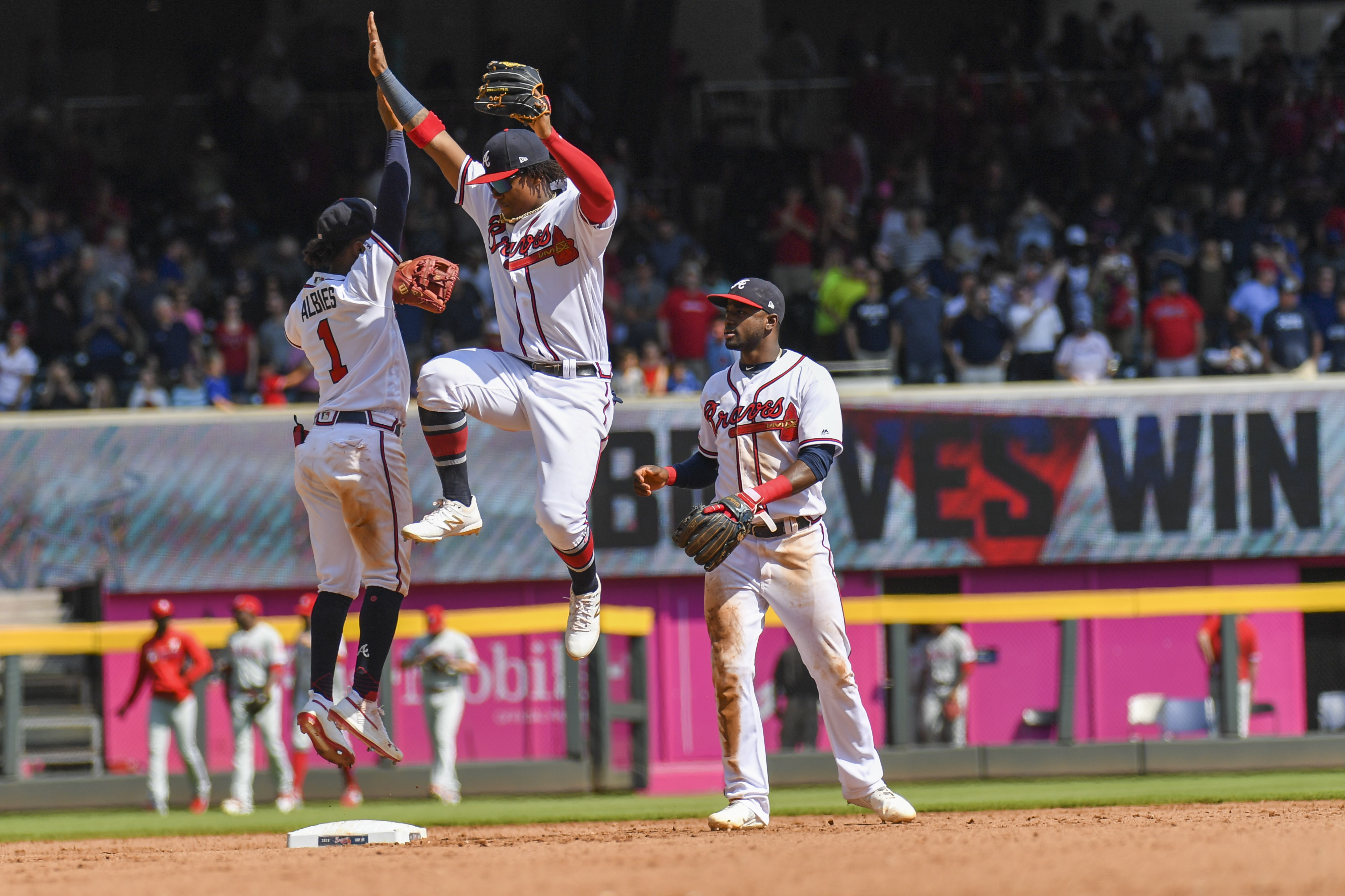 Bravos aseguraron su boleto a postemporada tras el nuevo récord de Ronald Acuña Jr.