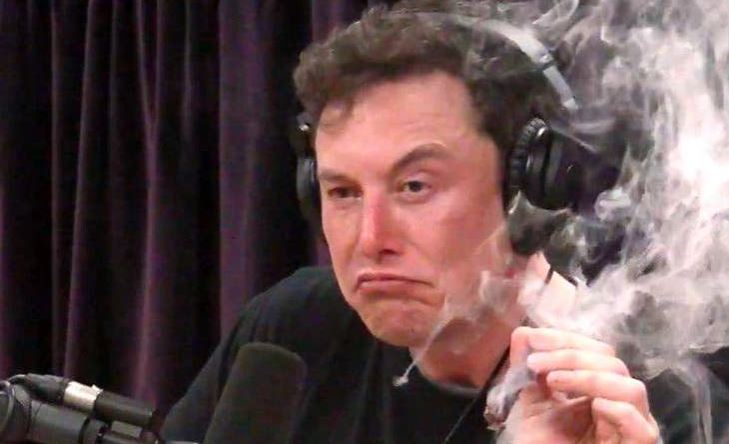 La marihuana que fumó Elon Musk en vivo ha costado cinco millones a los estadounidenses