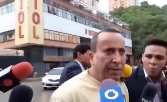 Excarcelan a cuatro presos políticos que fueron detenidos junto a Edgar Zambrano (Video)