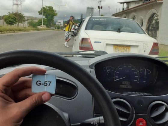 Indignante: En Táchira asignan numeritos para poder surtir gasolina #16Oct (FOTO)