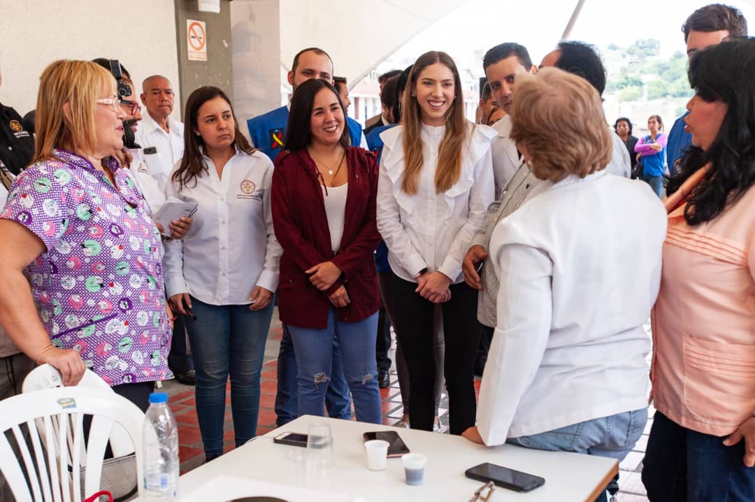 Trabajadores y jubilados de la Asamblea Nacional fueron atendidos en una jornada médica