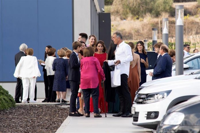 Los reyes Juan Carlos y Sofía asisten a la boda de Rafael Nadal (FOTO)