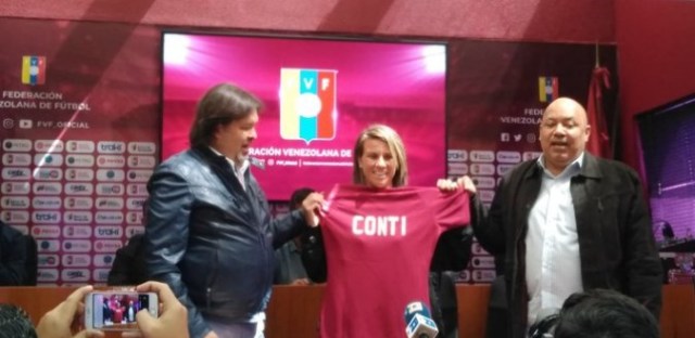 Pamela Conti es la nueva seleccionadora nacional de la vinotinto femenina, imagen cortesía. 