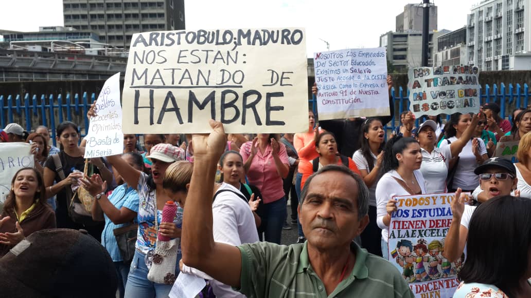 Educadores reiteran llamado a paro nacional por 72 horas a partir de este #12Nov