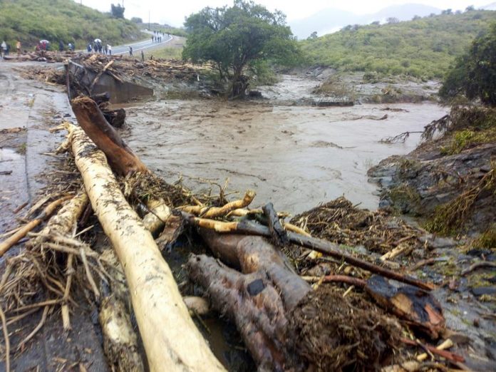 Suben a 29 las personas muertas en varios deslizamientos de tierra en Kenia