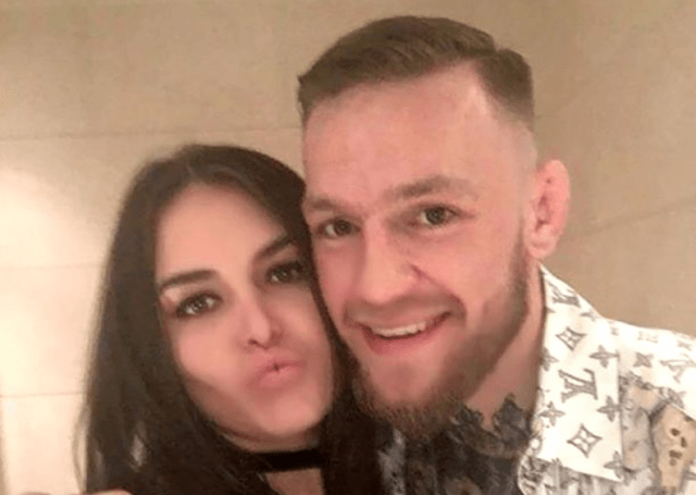 Conor McGregor con Terri Murray (Imagen: Daily Mirror)