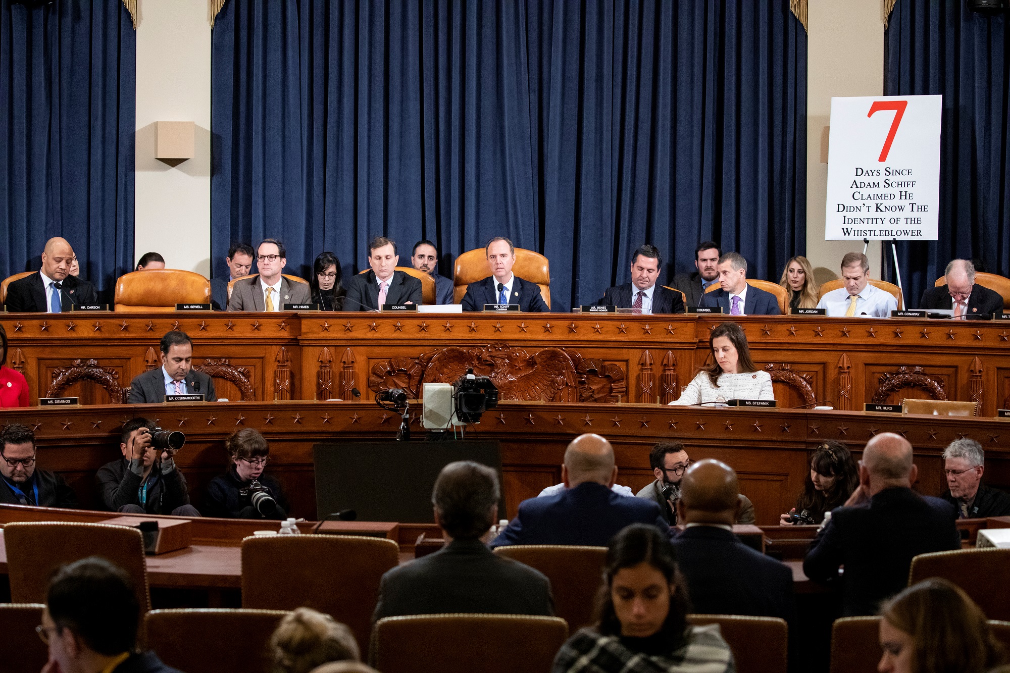 Demócratas y republicanos presentarán pruebas contra Trump este #9Dic (video)