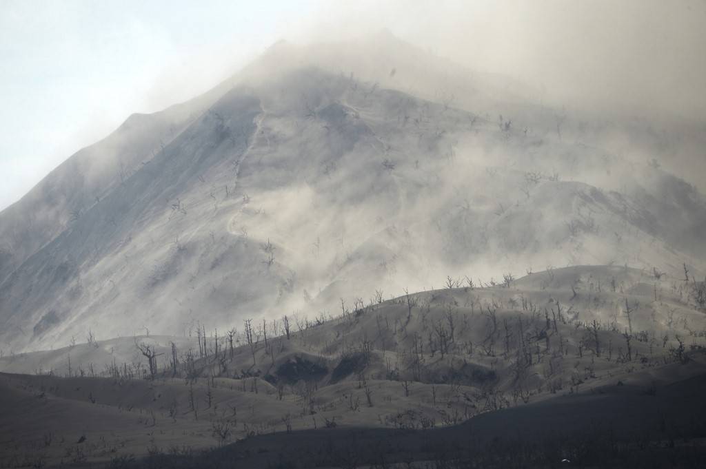 Riesgo por erupción de volcán filipino es elevado pese a la calma