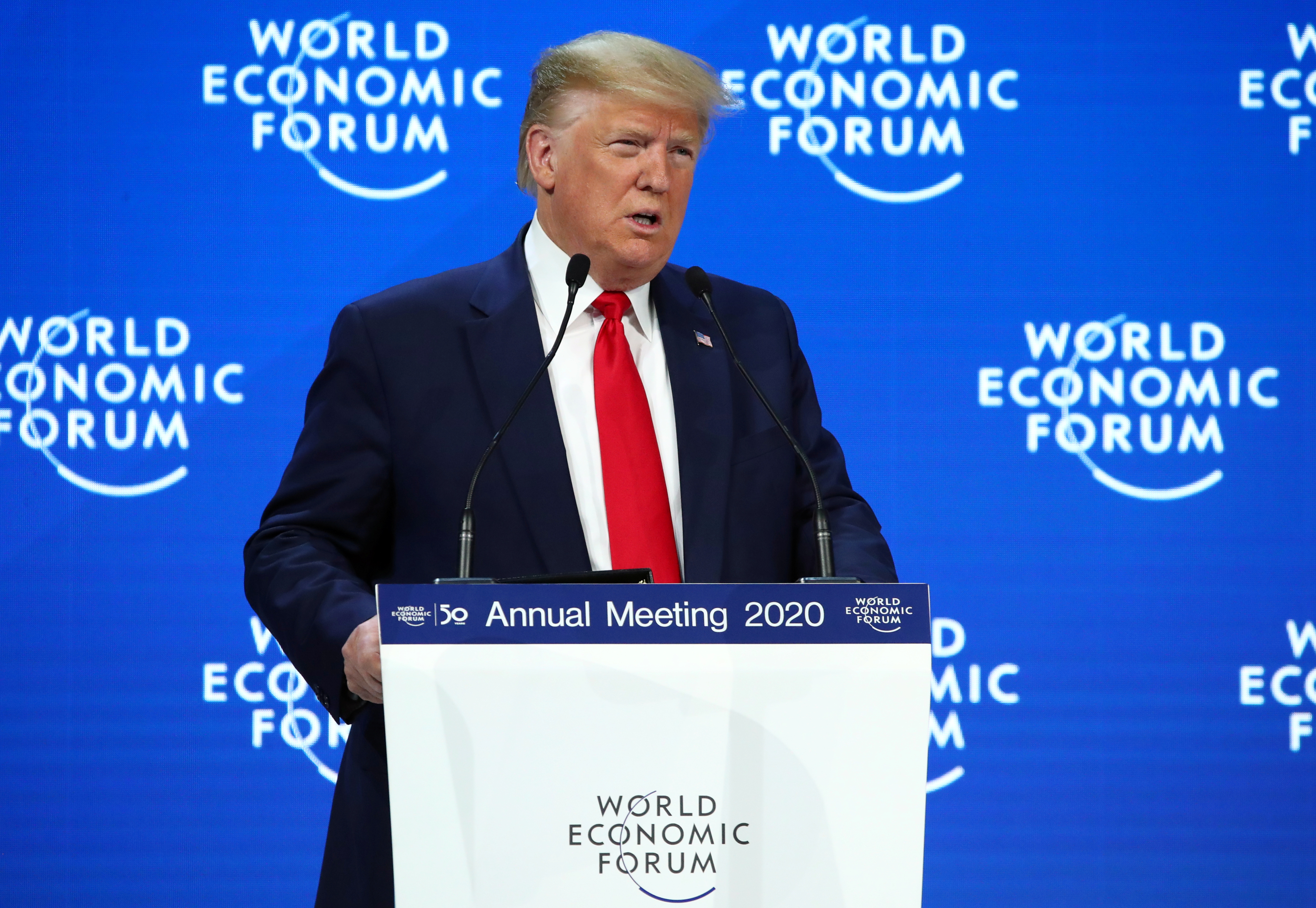 Trump critica a los “catastrofistas” del cambio climático en Davos