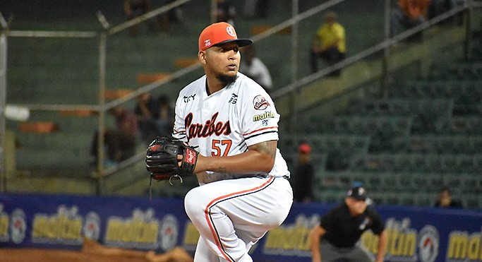 Caribes blanqueó al Magallanes y se convirtió en el cuarto semifinalista