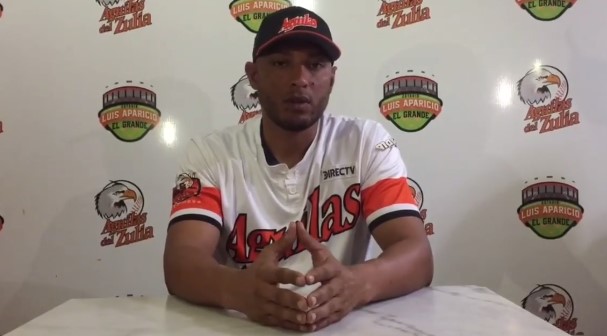 En video: El pelotero Alex Romero pidió disculpas tras la trifulca en la Lvbp