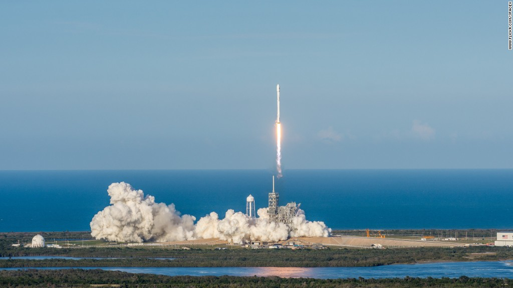 Florida apunta a la fuerza espacial