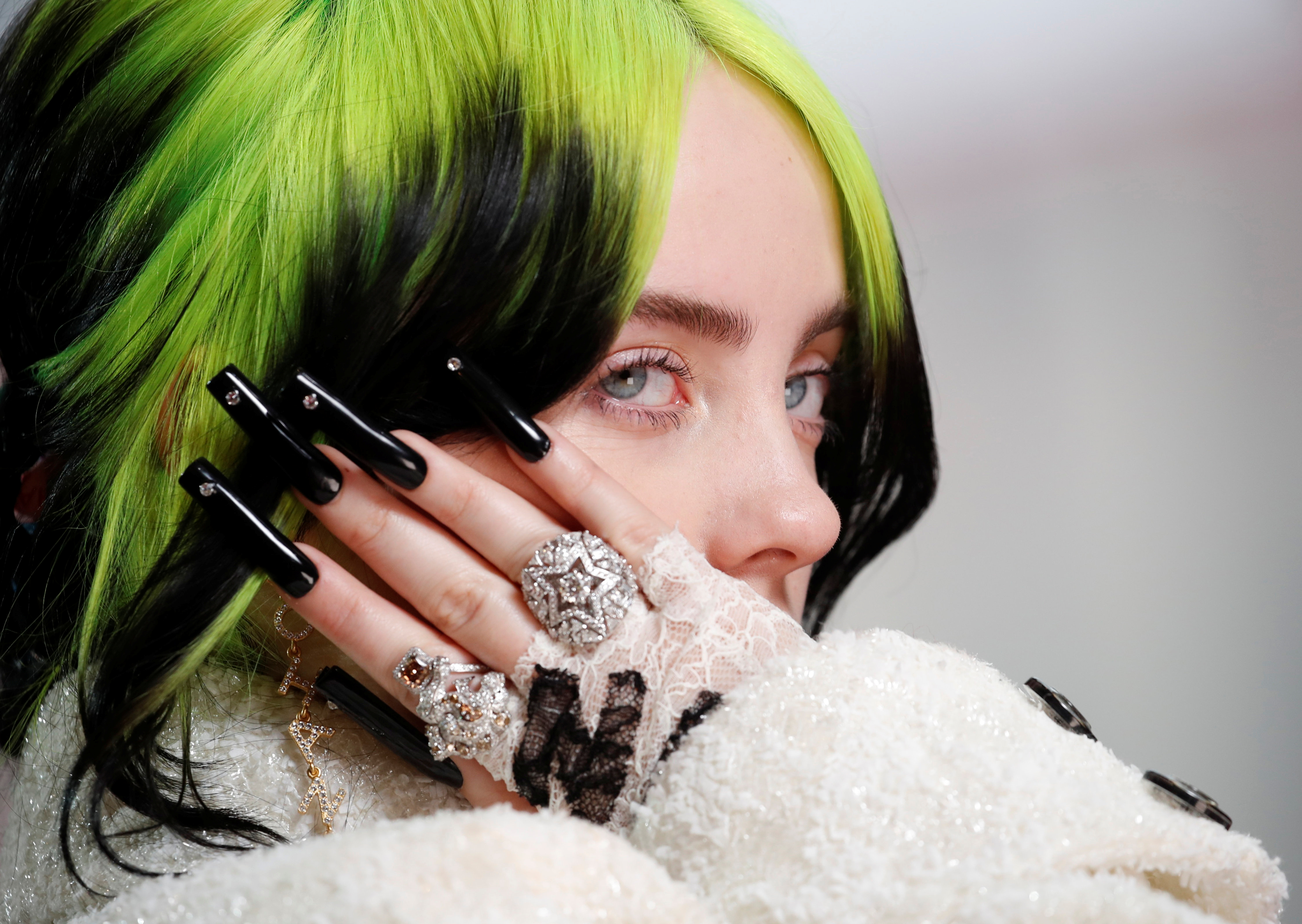 La razón por la que Billie Eilish dejó de usar vestidos