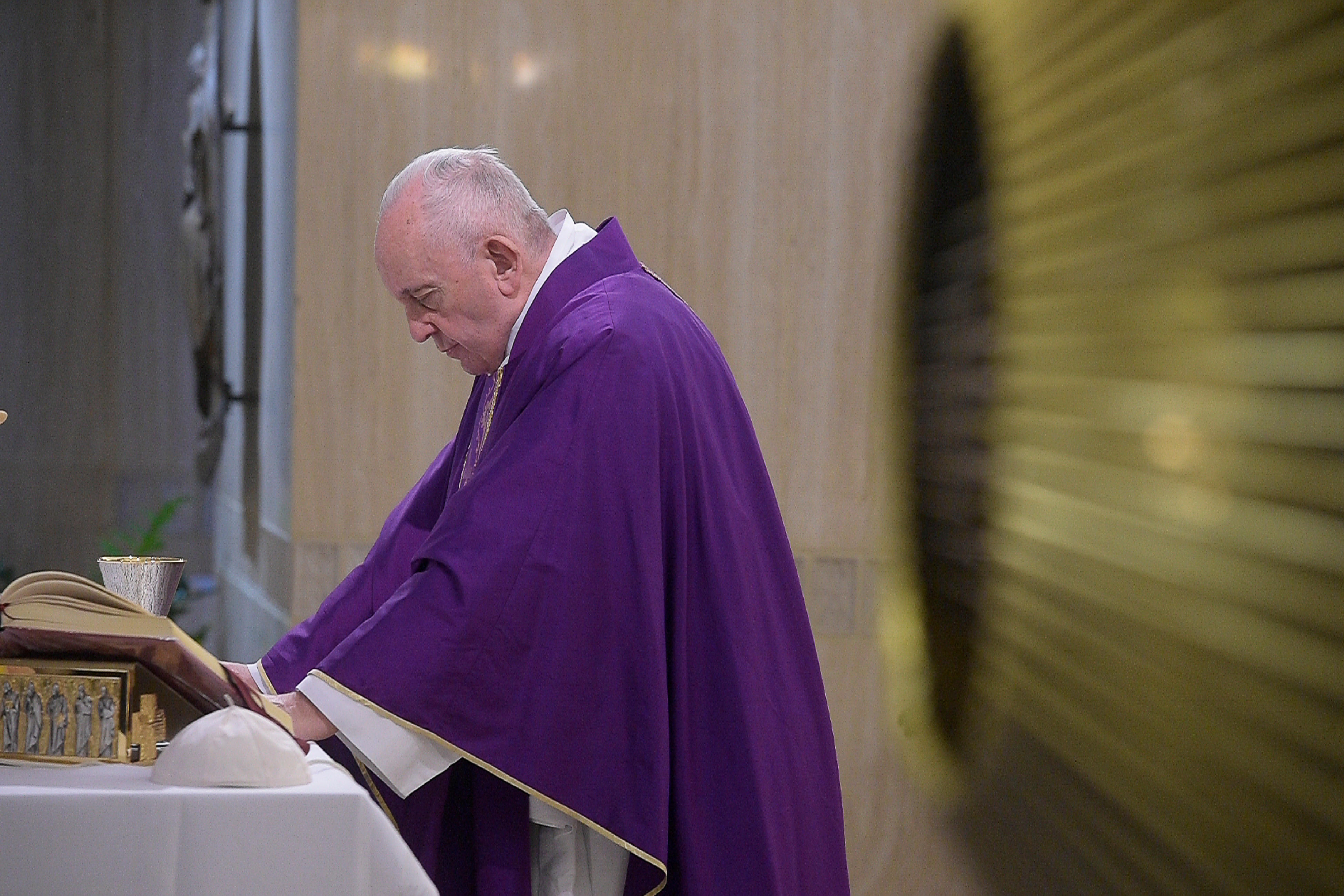 El papa Francisco suspende su asistencia a una celebración en Roma por un resfriado