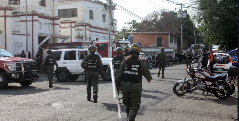 El motín de reclusos en el Alayón dejó al menos seis muertos y cinco heridos