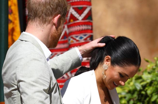 El cariñoso gesto del príncipe Harry con Meghan Markle que se ha hecho VIRAL