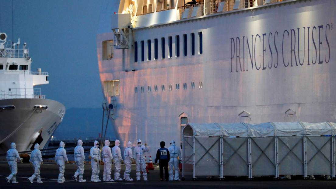 Pasajero del crucero en cuarentena por el coronavirus muestra cómo es la comida que reciben a bordo (Fotos)