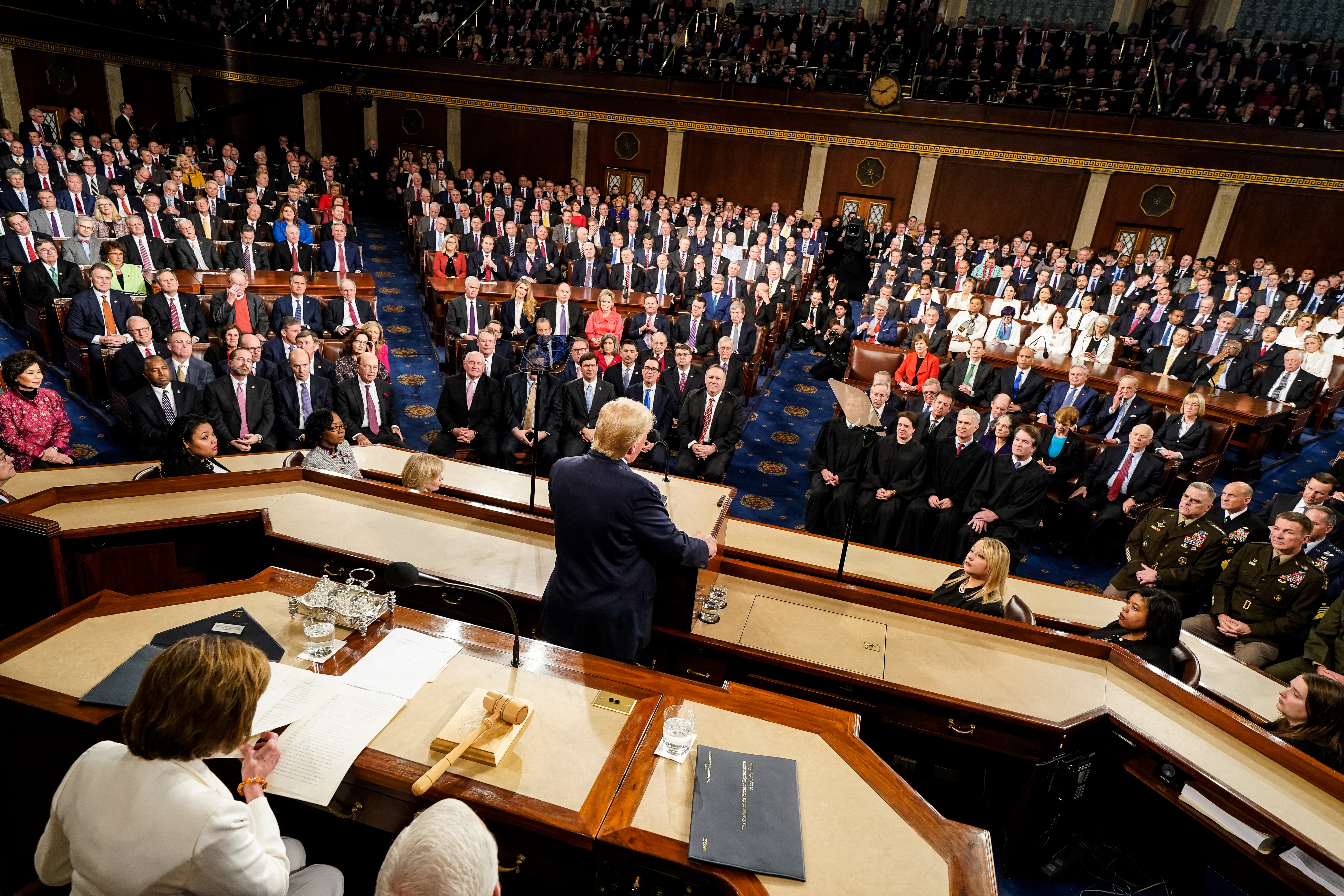 Trump saca músculo económico en su discurso sobre estado de la Unión