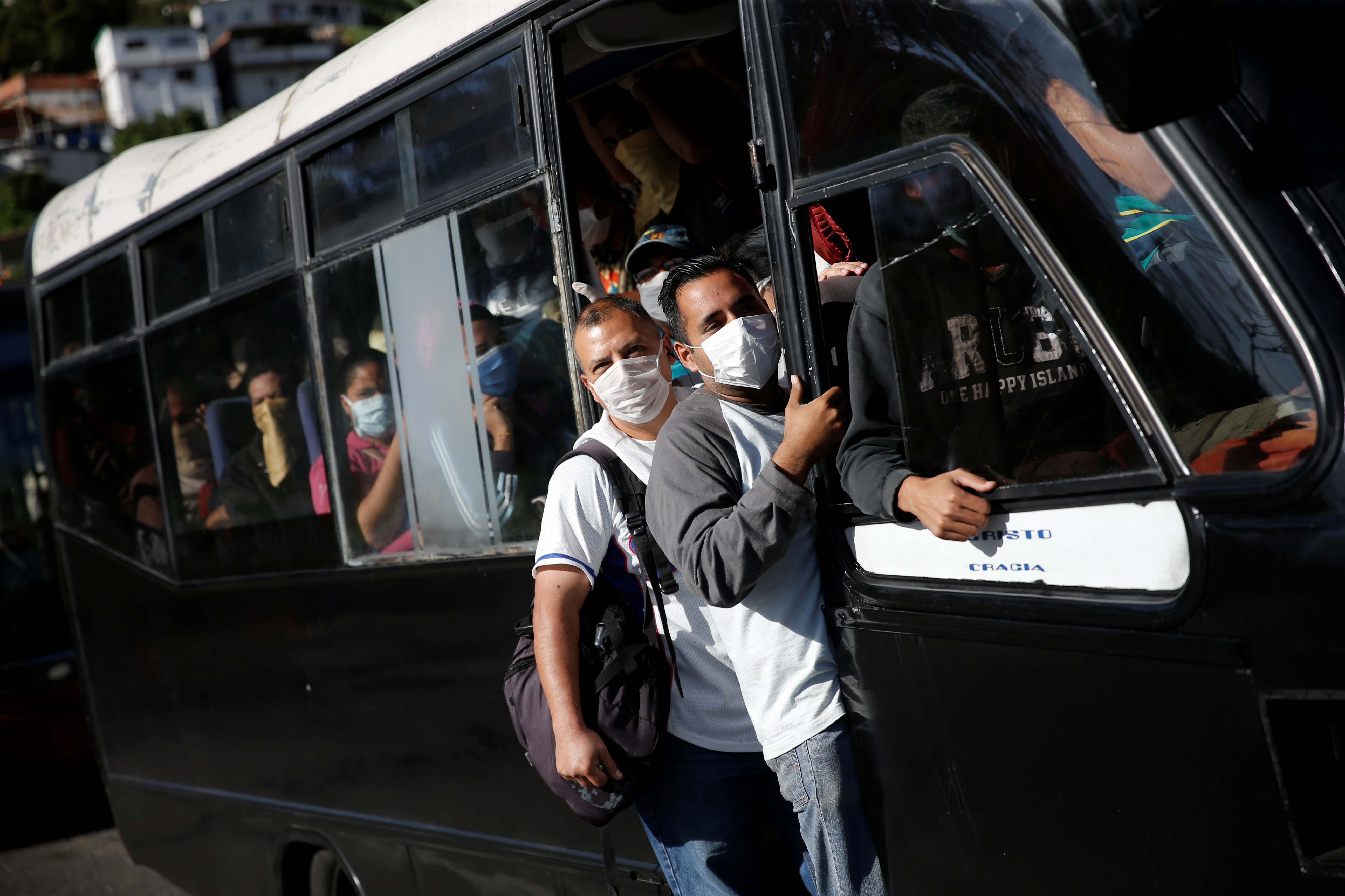 La cuarentena tiene límites cuando hay necesidad y hambre en Venezuela (Videos)