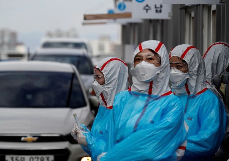 Una cepa de coronavirus en Corea del Sur es seis veces más infecciosa que la de China