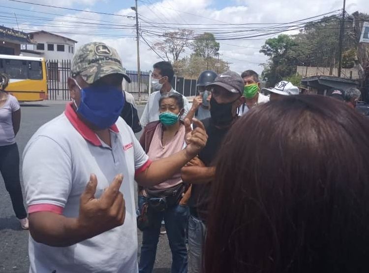 Tomaron las calles de Los Teques este #30Mar para clamar por el suministro de agua (Fotos)