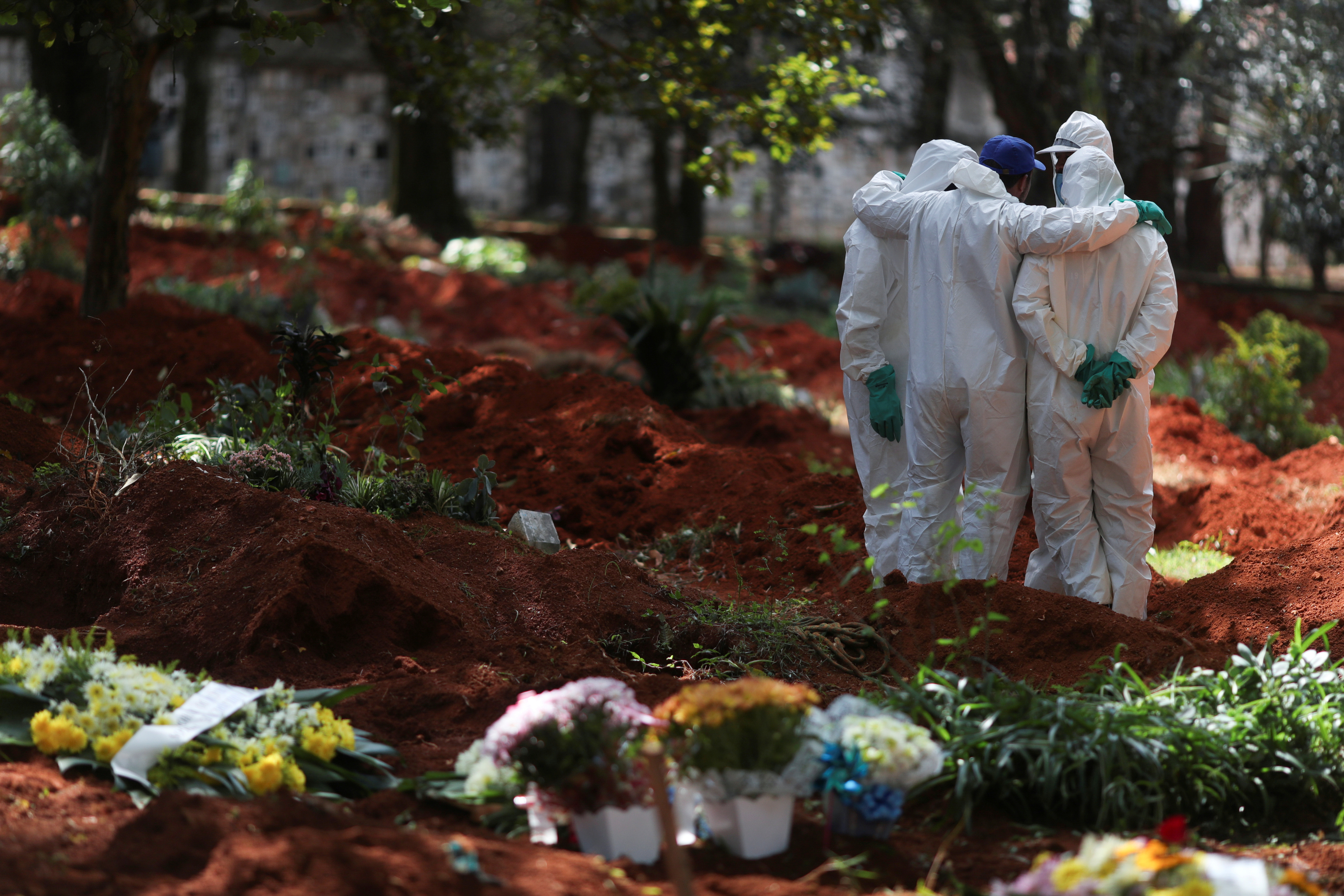 Brasil registra 1.127 nuevas muertes por Covid-19