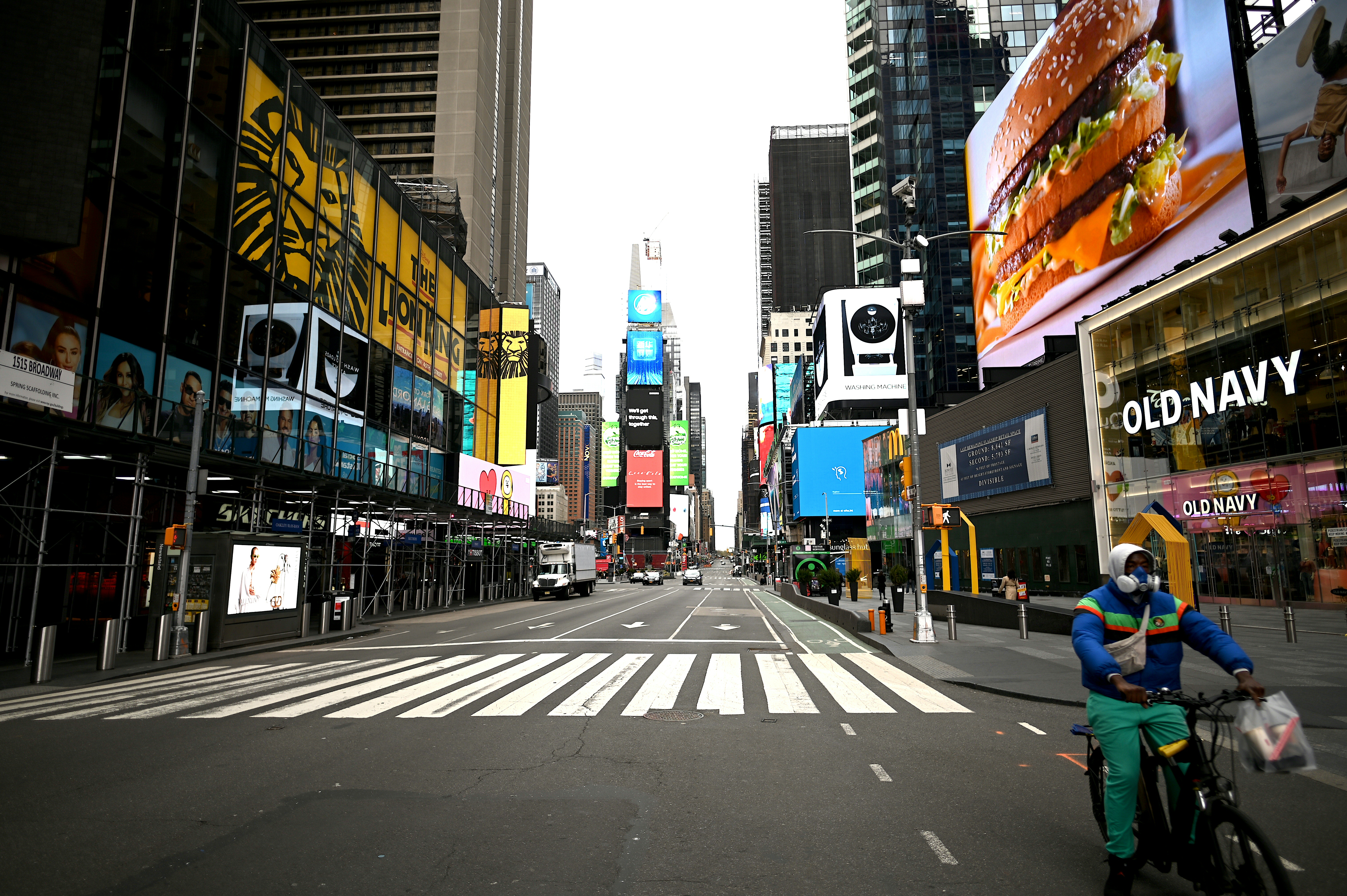 Tiroteo en Times Square dejó varios heridos incluyendo a una pequeña niña (Videos)