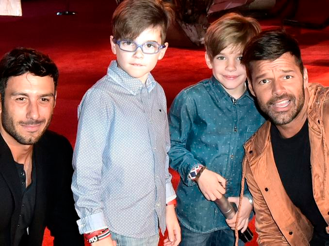 “Cada vez se parece más a su madre”: La foto del hijo de Ricky Martin que confirmaría sospechas