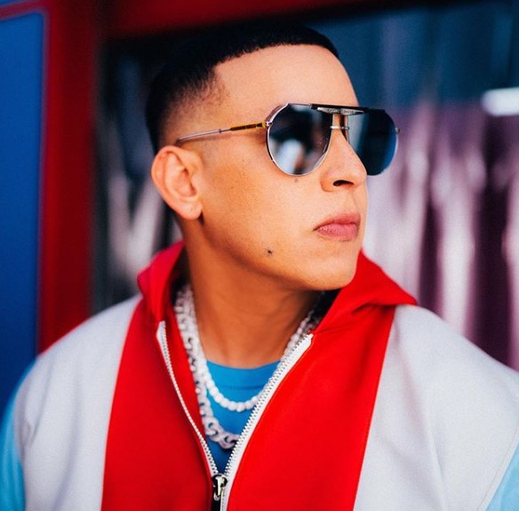 ¡Cuánta ternura! Daddy Yankee publicó una foto de cuando era un niño 