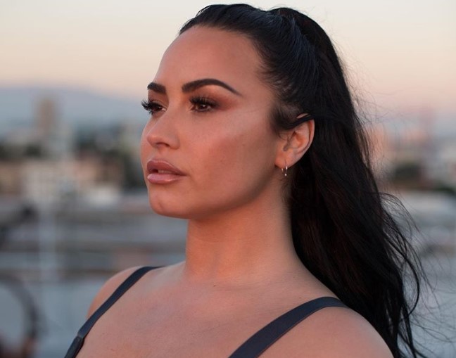 ¡Presumiendo lo suyo! Demi Lovato compartió unas cuantas fotografías dándole amor a su novio