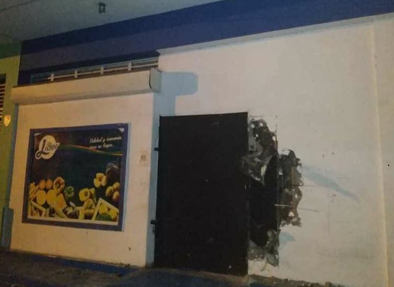 Así quedó el supermercado Líder en El Vigia tras disturbios este #9May (Foto)